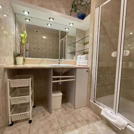 Wolin-travel Statek Z Widokiem Na Morze *