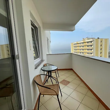 Wolin-travel Statek Z Widokiem Na Morze *