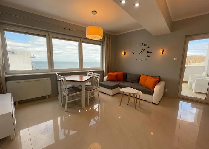 Wolin-travel Statek Z Widokiem Na Morze